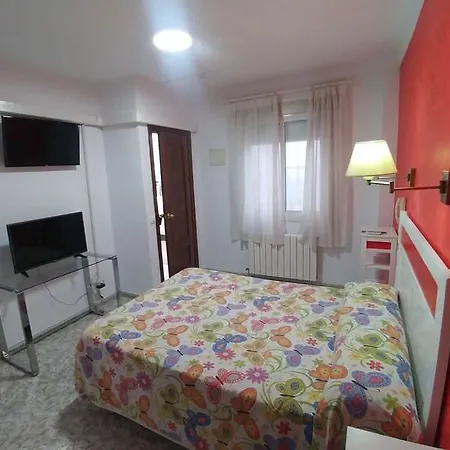 Dona Carmen Hotel *