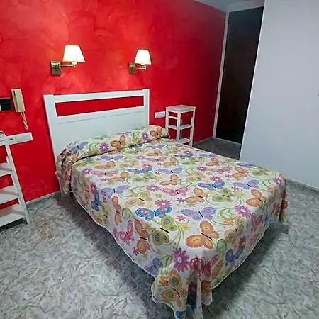 Dona Carmen Hotel *