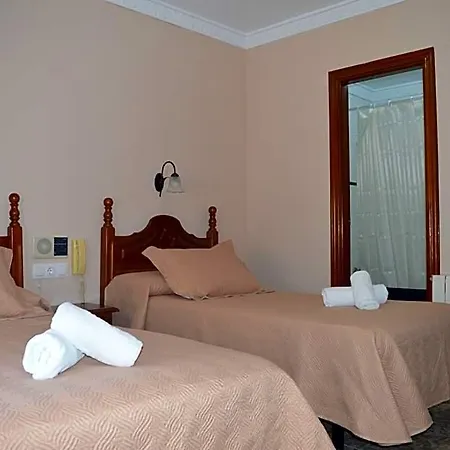 Dona Carmen Hotel *