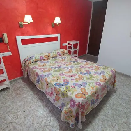 Dona Carmen Hotel *