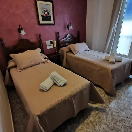 Dona Carmen Hotel *