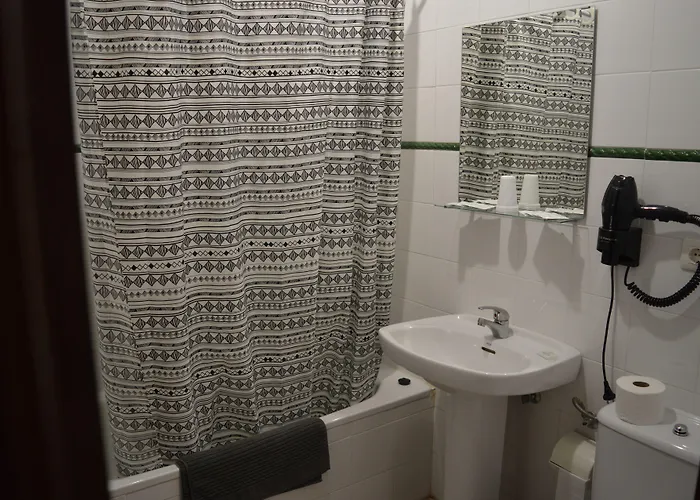 Dona Carmen Готель *