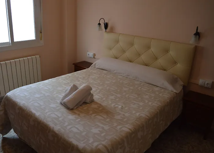 Dona Carmen Hotell *