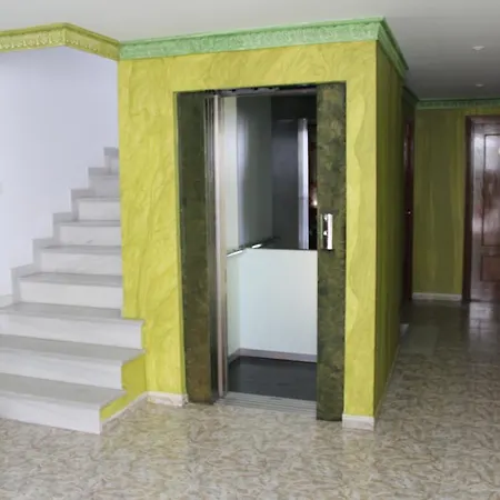 فندق Dona Carmen