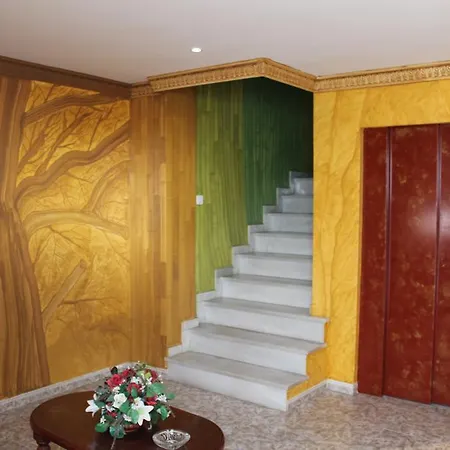 Dona Carmen فندق روندا