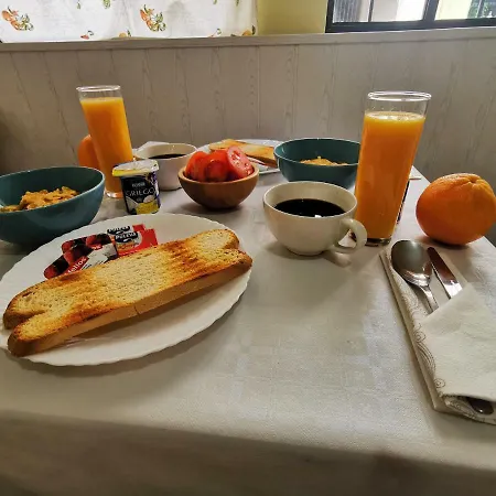 فندق Dona Carmen *